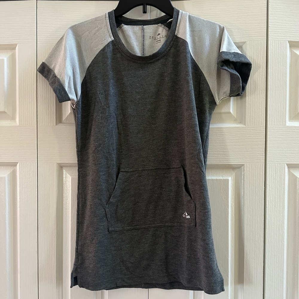 Adidas Grey/white shirt